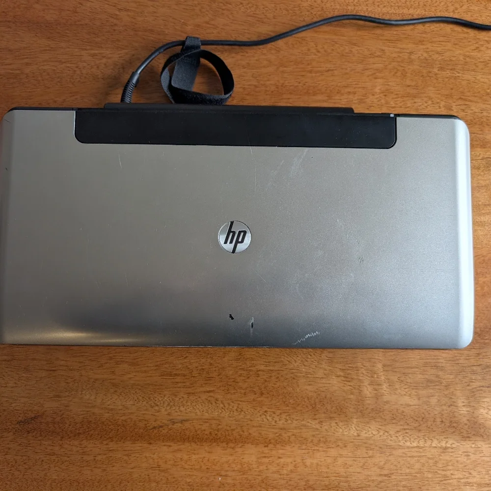 HP Officejet 100 Mobile Printer